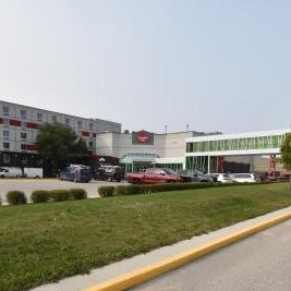 Canad Inns Destination Centre Club Regent Casino Hotel Thumbnail