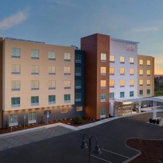 Fairfield Inn & Suites by Marriott Santa Rosa Rohnert Park Thumbnail