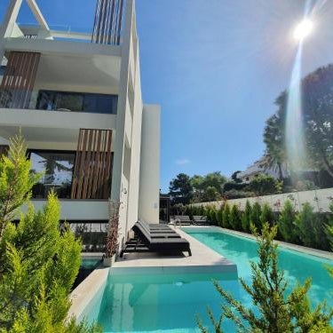 Azur Hotel