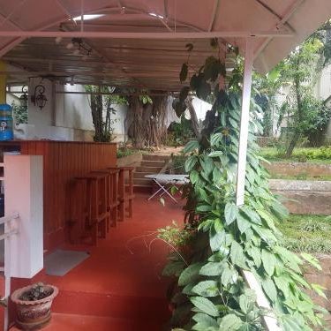 La Casa Di Luna - Hotel with Pool and Restaurant in Antananarivo
