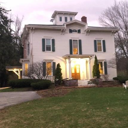 Antique Mansion B & B Thumbnail