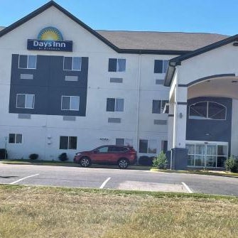Days Inn by Wyndham Copperas Cove Thumbnail