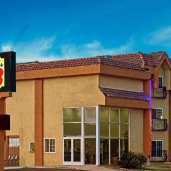 Super 8 by Wyndham Cypress Buena Park Area Thumbnail