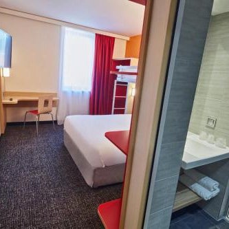 Kyriad ECO - Clermont Ferrand Estaing