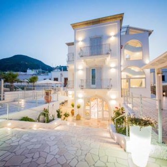 Odysseus Hotel