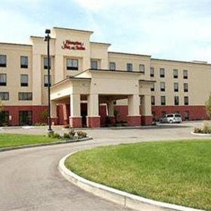 Hampton Inn & Suites Dayton-Airport