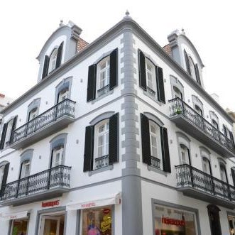 Edificio Charles 206 Thumbnail