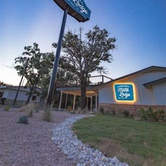 Stonewall Motor Lodge