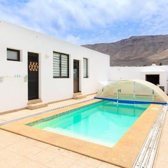 Famara Beach Apt