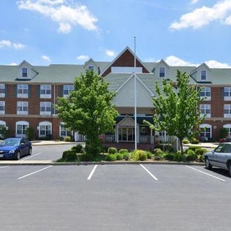 BlissPoint Inn & Suites Marion Thumbnail