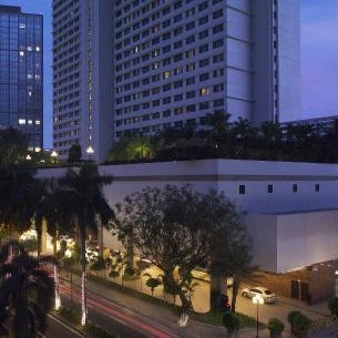 New World Makati Hotel Thumbnail