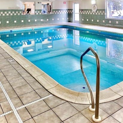 Country Inn & Suites by Radisson, Cincinnati Airport, KY Thumbnail