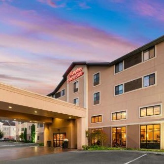 Hampton Inn By Hilton And Suites Burlington Thumbnail