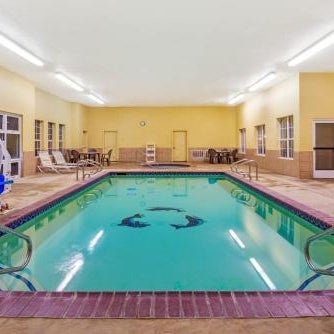 La Quinta Inn & Suites by Wyndham Eastland Thumbnail