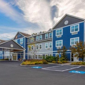 Comfort Inn & Suites Thumbnail
