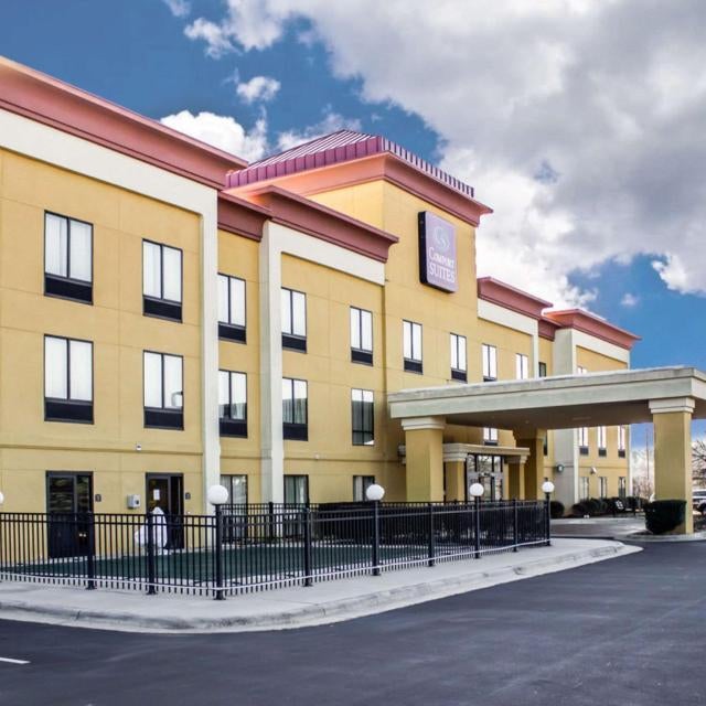 Comfort Suites Clayton - Garner Thumbnail