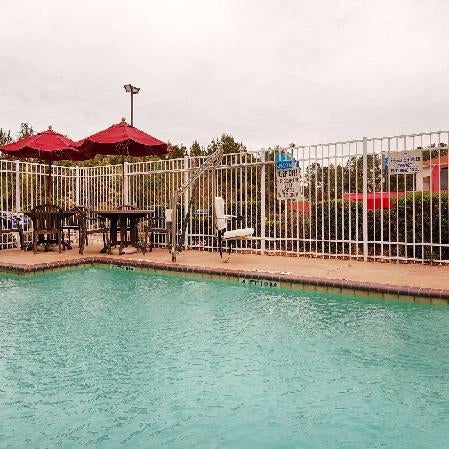 Best Western Oakdale Inn Thumbnail
