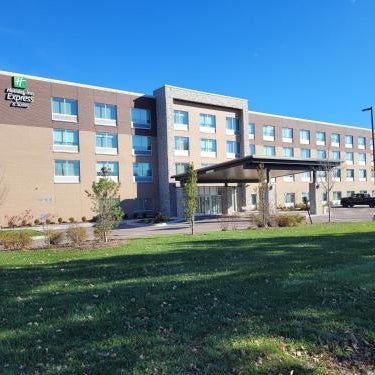 Holiday Inn Express And Suites Ann Arbor - University South By IHG Thumbnail