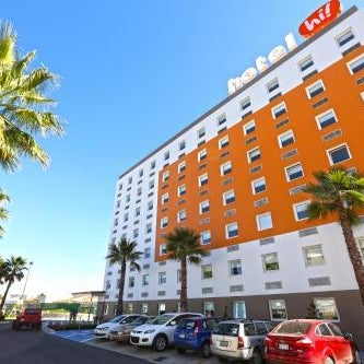 Hotel Hi! Zapopan Thumbnail