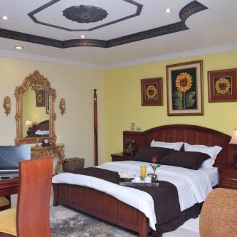Hotel Perla Verde