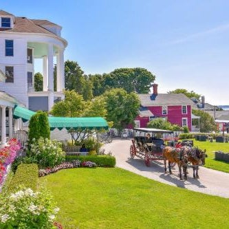 Island House Hotel Thumbnail