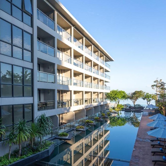 Golden Tulip Pattaya Beach Resort Thumbnail