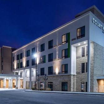 Courtyard by Marriott Kansas City Olathe Thumbnail