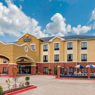 Comfort Inn & Suites Port Arthur-Port Neches Thumbnail
