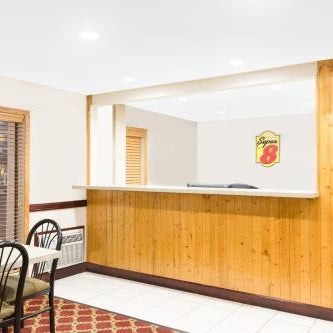 Red Roof Inn Ames Thumbnail