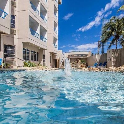 Comfort Inn & Suites Levittown Thumbnail