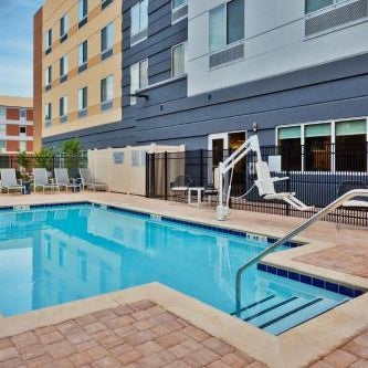 Fairfield Inn & Suites by Marriott Birmingham Colonnade/Grandview Thumbnail