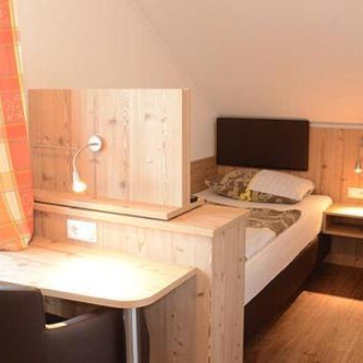 Gastwirtschaft & Hotel Doll