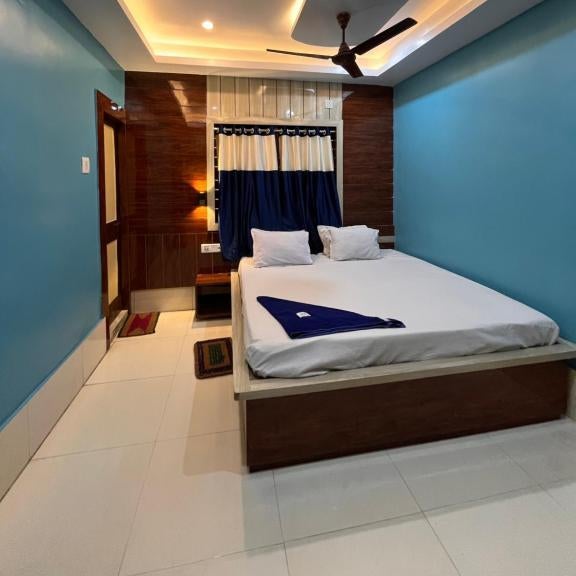 HOTEL HOLIDAY HOME