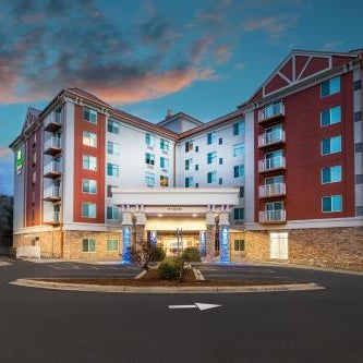 Holiday Inn Express & Suites Asheville Downtown By IHG Thumbnail