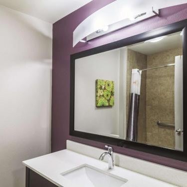 La Quinta Inn & Suites by Wyndham Mission At West Mcallen Thumbnail