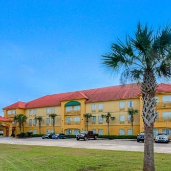 La Quinta Inn & Suites by Wyndham Houma Thumbnail