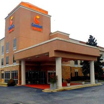 Comfort Suites Brunswick Thumbnail