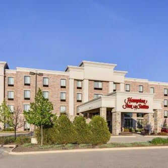 Hampton Inn & Suites West Bend