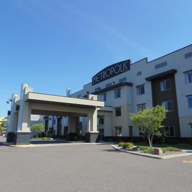 Metropolis Resort - Eau Claire Thumbnail