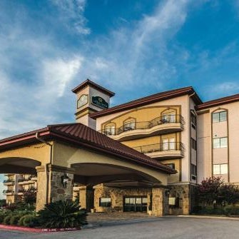 La Quinta Inn & Suites by Wyndham Marble Falls Thumbnail