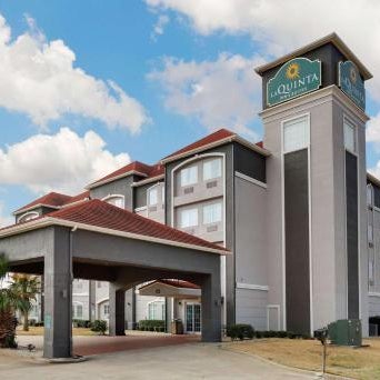 La Quinta Inn & Suites by Wyndham Lindale Thumbnail