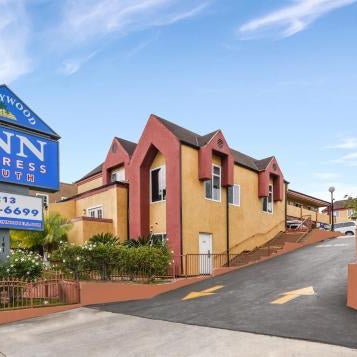 Hollywood Inn Express South Thumbnail