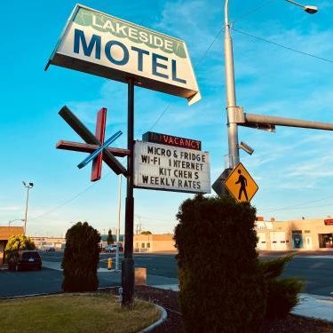 Lakeside Motel Thumbnail