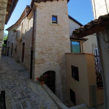 Castello di Fagnano -Albergo Diffuso & SPA Thumbnail