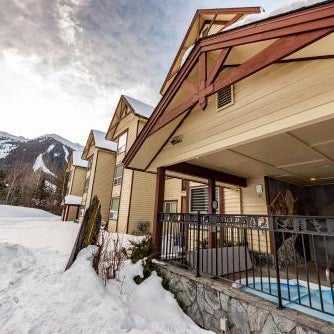Timberline Lodge by StayIn Thumbnail