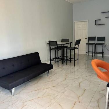 Piarco Airport Guest House Thumbnail