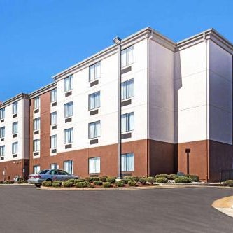 Comfort Suites Tuscaloosa near University Thumbnail