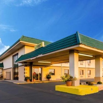 Quality Inn & Suites Salina Thumbnail