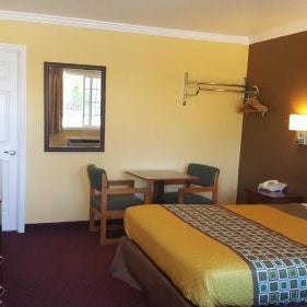 Interstate 8 Motel Thumbnail