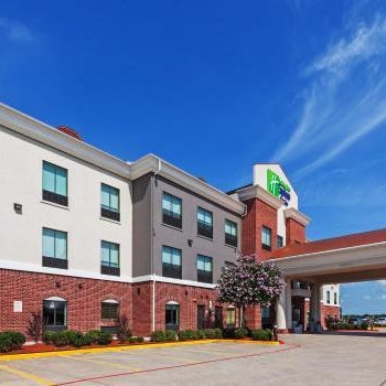 Holiday Inn Express & Suites Sealy By IHG Thumbnail